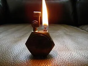 Hogyan készítsünk egy könnyebb saját kezűleg (kéz) Hogyan készítsünk egy könnyebb saját kezűleg