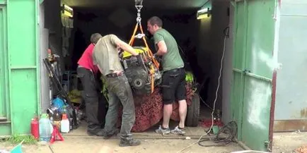 Eltávolítása a motor váza területen 2121 2131 (WHA) Eltávolítása a motor VAZ 2121 Niva 2131
