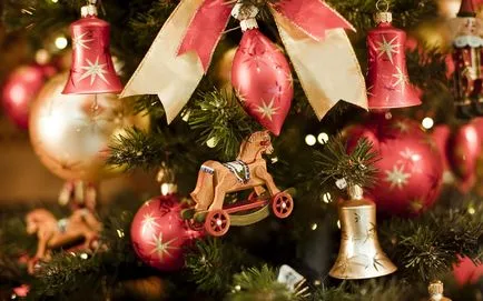 Hogyan díszíteni a karácsonyfát a New Year, ötleteket és lehetőségeket az eredeti design segítségével a papír, játékok (opció) Hogyan díszíteni a karácsonyfát a New Year, ötleteket és lehetőségeket az eredeti design segítségével a papír, játékok