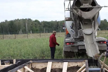 Hogyan öntsük beton hogy részei az egyszerű utasítást, fotó (rész) Hogyan öntsük beton hogy részei az egyszerű utasítást, fotók