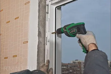Hogyan cseréljük ki az üvegezés műanyag dobozokban (helyett) Hogyan cseréljük ki az üvegezés műanyag dobozok