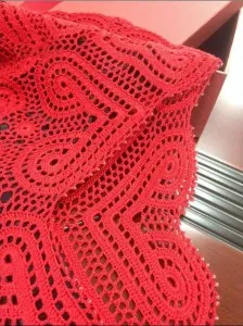 Piros ruhában a szív motívumokat mester klasshandmade