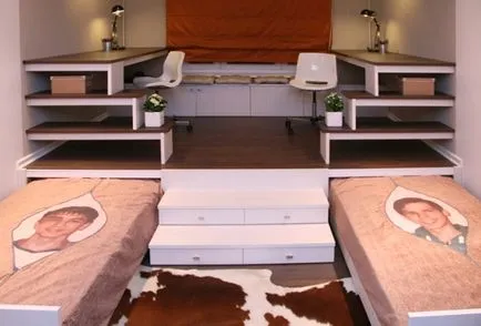 Bed-dobogó ötletek és a megtestesült saját kezét, az épület és javítása