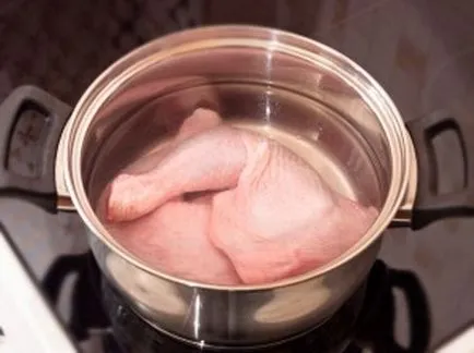 Tejszínes csirkeragu leves tejszínnel és zöldség receptek master (Cream csirkeleves recept) Tejszínes csirkeragu leves tejszínnel és zöldség receptek mester