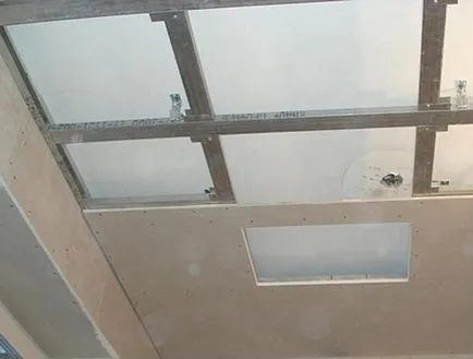 Gipszkartonlemezek a mennyezetre szerelhető egy, kösse kötőelemek és videó, a megfelelő összeszerelés és (biztonságos) Gipszkartonlemezek a mennyezetre szerelhető egy, kösse kötőelemek és videó, a helyes szerelési és