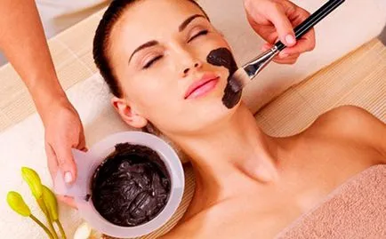 Face Mask Carbon házi receptek, alkalmazási szabályokat és hasznos tulajdonságokkal (aktivált) Face Mask Carbon házi receptek, alkalmazási szabályokat és hasznos tulajdonságokkal