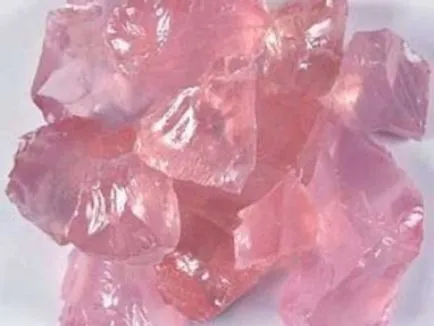 Mágikus és gyógyító tulajdonságait rózsakvarc, kő tartalmaz egy fotót róla és használat