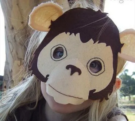 Monkey maszk kezével, Karácsony készült papírmasé, papír