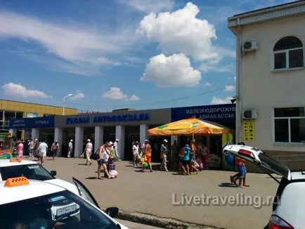 Utunk a Krím egyedül - élőben utazás