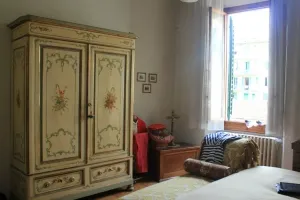 Ez az olasz hogyan viselkedik idegen nő (én) Ez az olasz hogyan viselkedik a külföldi nők