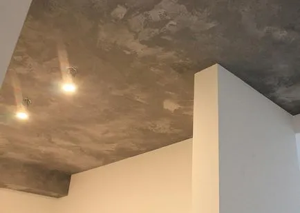 Befejező a mennyezet tervezési lehetőségeket mennyezet felülete a lakásban és a ház, típusú bevonatok (fotó) (opció) Befejező a mennyezet tervezési lehetőségeket mennyezet felülete a lakásban és a ház, típusú bevonatok (fotó)