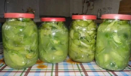 Zöld saláta paradicsom télen