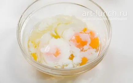 Cézár saláta csirkével - lépésről lépésre recept fotókkal (fotó) Cézár saláta csirkével - lépésről lépésre recept fotók