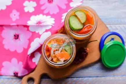 Saláta uborka, paradicsom és a sárgarépa „Moszkva” a télen egy lépésről lépésre recept fotók (paradicsom és a sárgarépa) Saláta uborka, paradicsom és a sárgarépa „Moszkva” a tél egy lépésről lépésre recept fotók