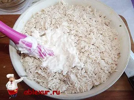 Saláta - gomba tisztás - csirke recept egy fotó