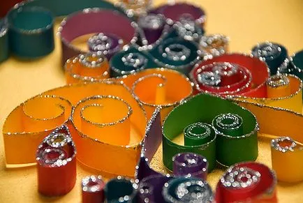 Quilling kézműves készült saját kezűleg kezdőknek fotók és videó