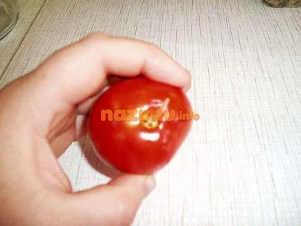 Paradicsom pácolt bazsalikommal - fénykép recept felkészülés a téli