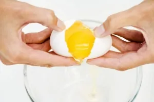 Hang elvesztése - otthoni kezelés a hangszálak, hogy do (hang) Hang elvesztése - otthoni kezelés a hangszálak, mit kell tenni
