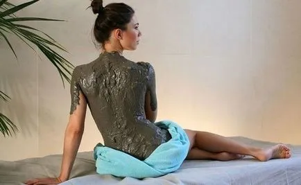 Akne a hátán a férfiak és a nők - okok és a kezelés (acne) Akne a hátán a férfiak és a nők - okai és kezelése