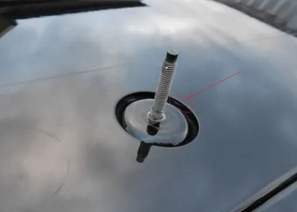 A víz áramlását át a síneken Renault poroló