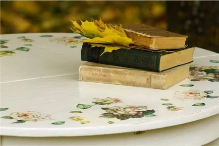 Helyreállítása a konyhaasztalon kezével - a mester osztály, ötletek, képek (helyreállítása a konyhaasztalon kezével frissítés decoupage) Helyreállítása a konyhaasztalon kezével - a mester osztály, ötletek, fotók