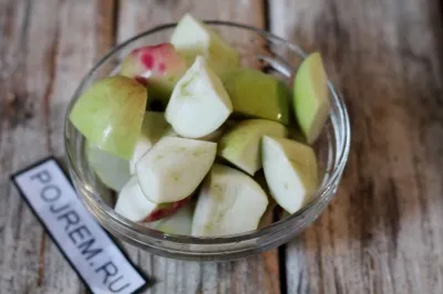 Uborkasaláta almával - lépésről lépésre recept, hogyan kell főzni fotókkal