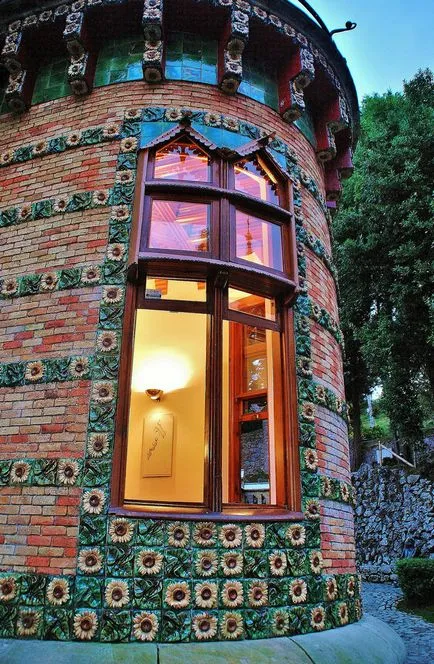 Hét Csodája Antonio Gaudi