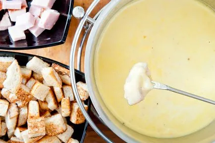 Sajtfondüt főzés titkok 7 - főzés recept lépésről lépésre fényképeket (30 perc) Sajtfondüt főzés titkait 7 - főzés recept lépésről lépésre fotók