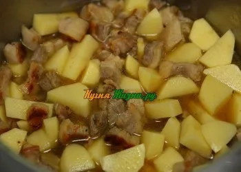Szoljánka burgonyával és sertés lépésről lépésre recept fotók