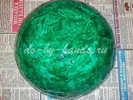 Plate papírmasé kezük