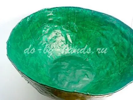 Plate papírmasé kezük