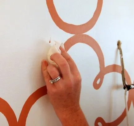 Stencil falak saját kezűleg 4 fő osztály lépésről lépésre fotók
