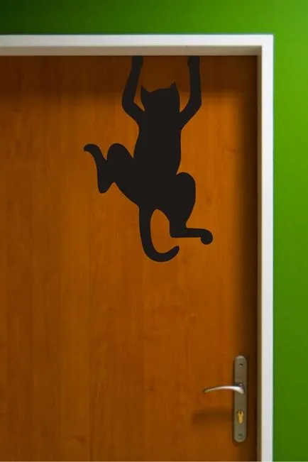 Stencil díszíteni a kezüket és az alkalmazás sablonok