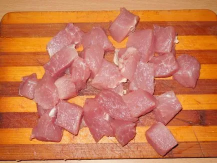 Sült burgonya hús és zöldségek - hogyan kell főzni egy pörkölt burgonya hússal multivarka (burgonya) Sült burgonya hús és zöldségek - hogyan kell főzni egy pörkölt burgonya hússal multivarka,