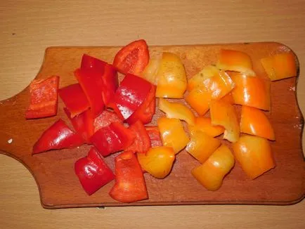 Sült burgonya hús és zöldségek - hogyan kell főzni egy pörkölt burgonya hússal multivarka, (hús) Sült burgonya hús és zöldségek - hogyan kell főzni egy pörkölt burgonya hússal multivarka,