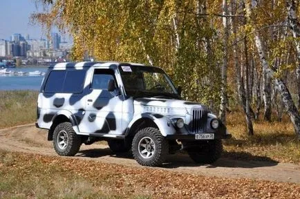 Az egyedülálló SUV kezével