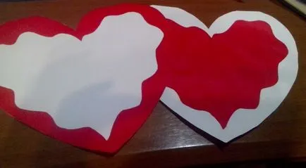 Valentine a saját kezével papírból a gyerekekkel