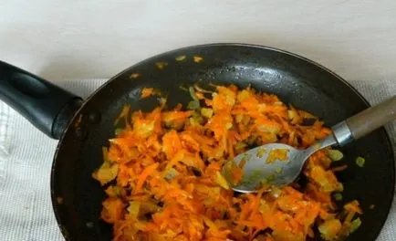 Finom házi tyúkhúsleves recept lépésről lépésre fotók