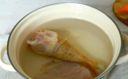 Finom házi tyúkhúsleves recept lépésről lépésre fotók