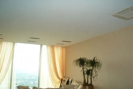 Vizuálisan növeli a szoba függöny felfüggesztett mennyezeti - art belső