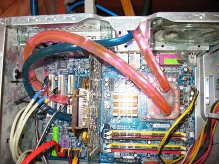 Vízhűtéses PC saját kezűleg - a forrása a jó hangulat (elegendő) Vízhűtéses PC saját kezűleg - a forrása a jó hangulat