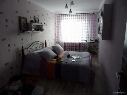 Dicséret! Amint azt felújított 2 szobás Hruscsov