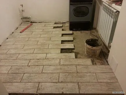 Dicséret! Amint azt felújított 2 szobás Hruscsov