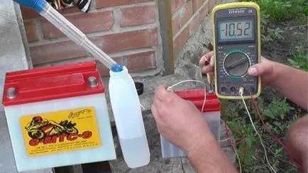 elektrolit csere az akkumulátor a helyes utat