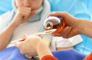 Mit és hogyan kell kezelni egy ugató köhögés