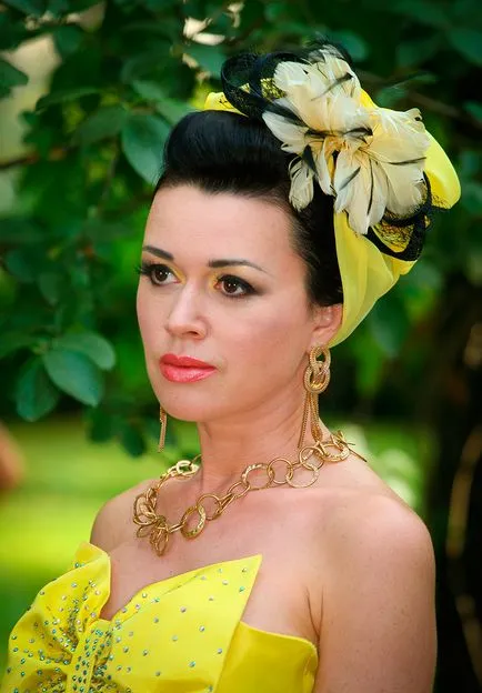 70 Fotók Anastasia Zavorotnyuk, a férje és a gyerekek (a lánya Anna és fia Michael)