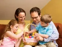 7 fő szimbólumai Easter, lányszövetség