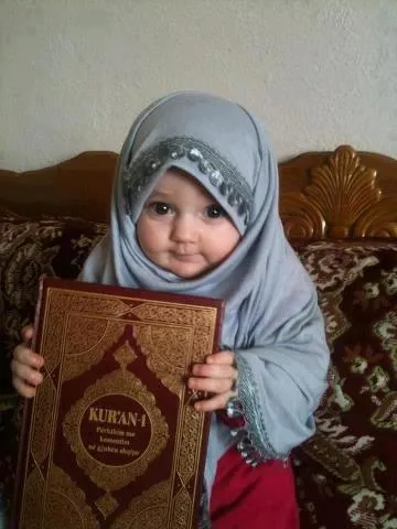 Allahu Akbar! „Mit jelent ez a mondat (átlag) Allahu Akbar! „Mit jelent ez a kifejezés