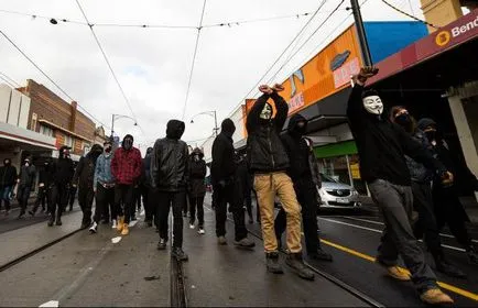 Antifa - mozgás fasizmus elleni (mozgás) Antifa - egy mozgalom a fasizmus ellen