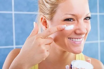 Az amerikai Face funkciók, eszközök, márkák (eszközök) Amerikai arcvonásait kozmetikumok, szerszámok, márka